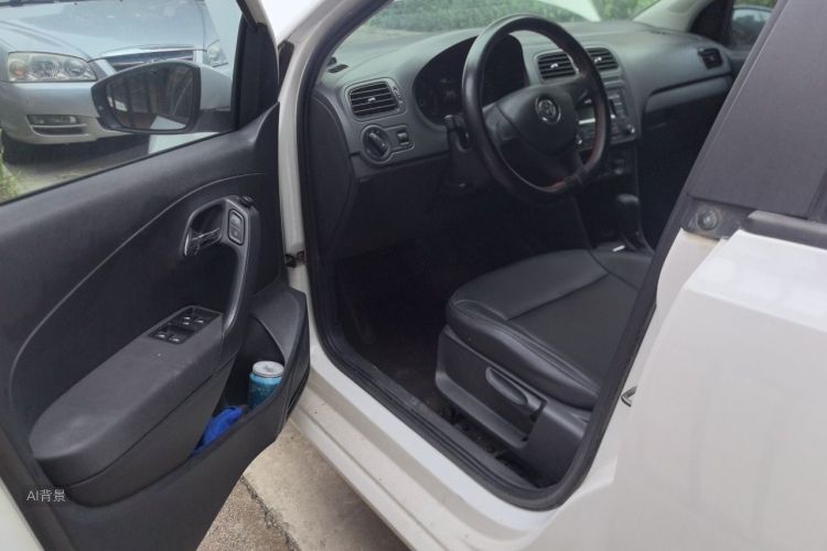 Volkswagen Polo 2017 #18 Volkswagen Polo 2017 car image #18