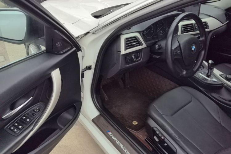 BMW 3 Series 2015 #12 BMW 3 Series 2015 car image #12