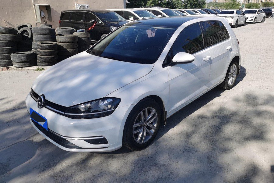 2018 2018 car image
