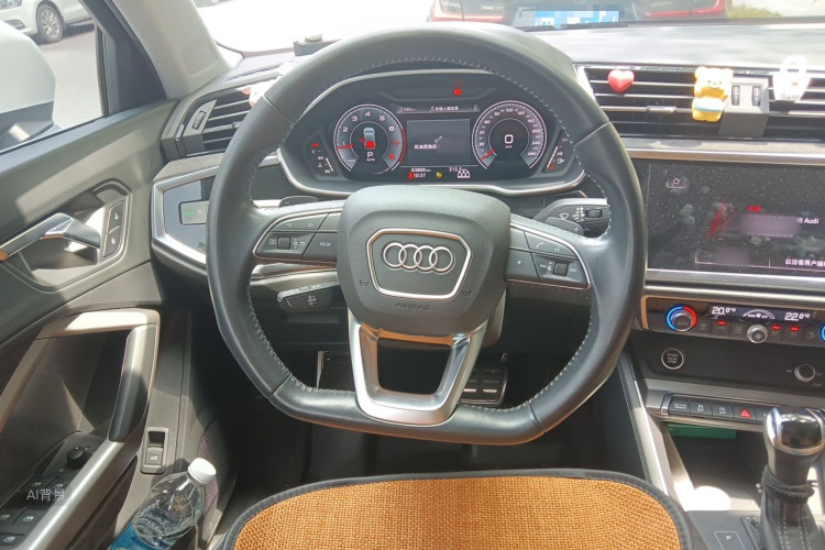 Audi Q3 2021 #12 Audi Q3 2021 car image #12