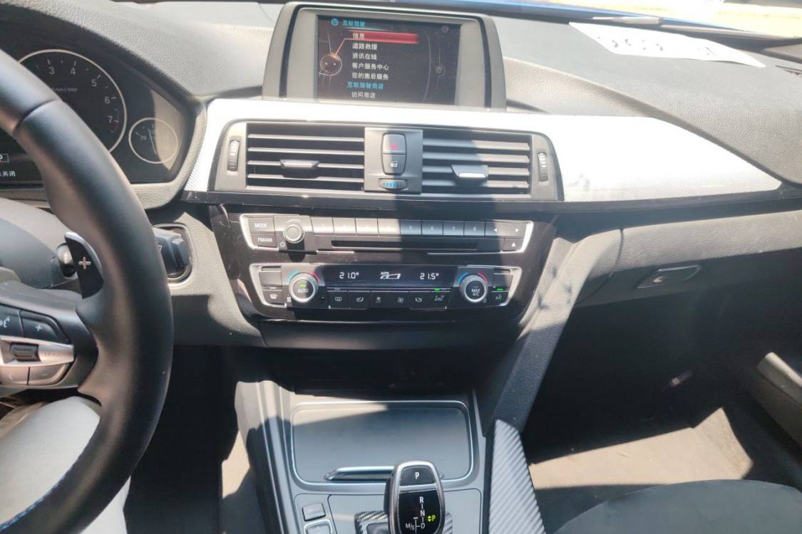 BMW 3 Series 2017 #28 BMW 3 Series 2017 car image #28