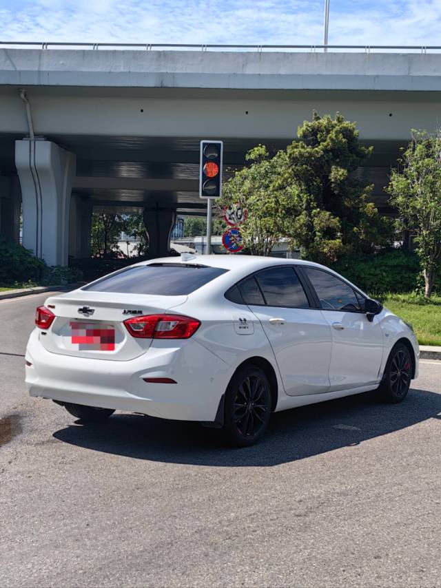 Chevrolet Cruze 2019 #9 Chevrolet Cruze 2019 car image #9