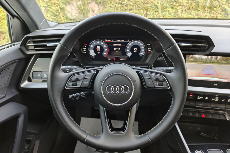 Audi A3 2024 car image #14