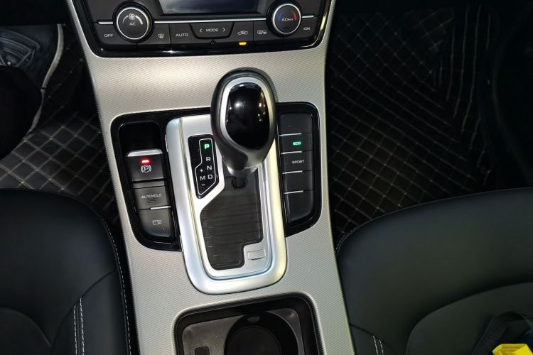 GEELY Emgrand GS 2019 imagen de coche #14