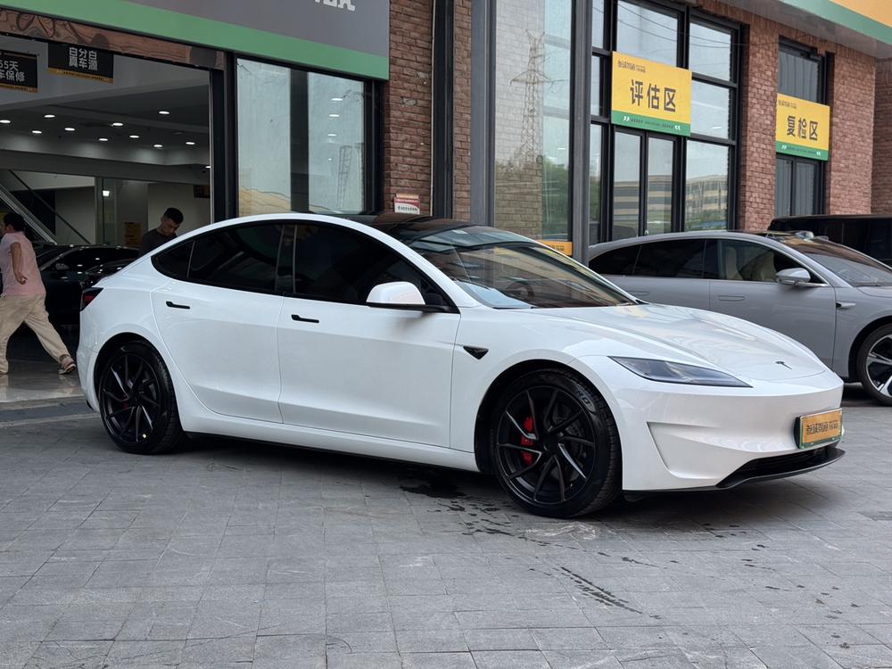 Tesla Model 3 2025 #3 Tesla Model 3 2025 car image #3