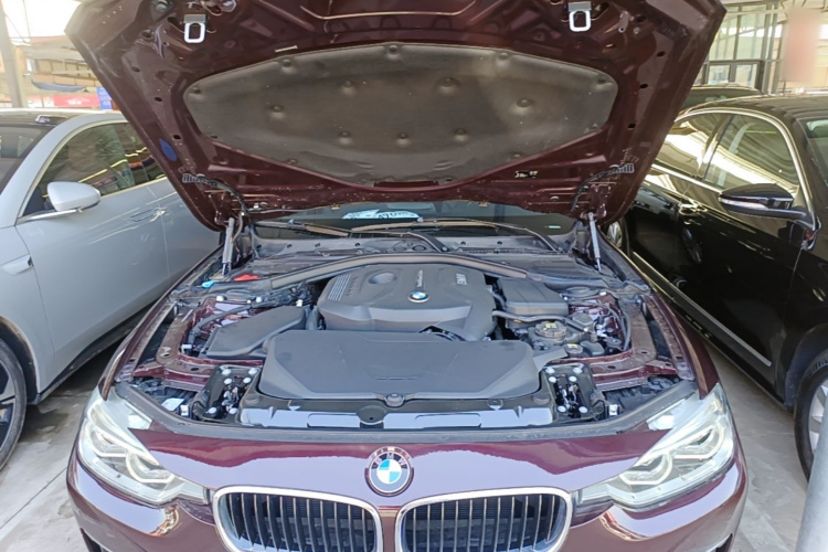 BMW 3 Series 2017 #20 BMW 3 Series 2017 car image #20