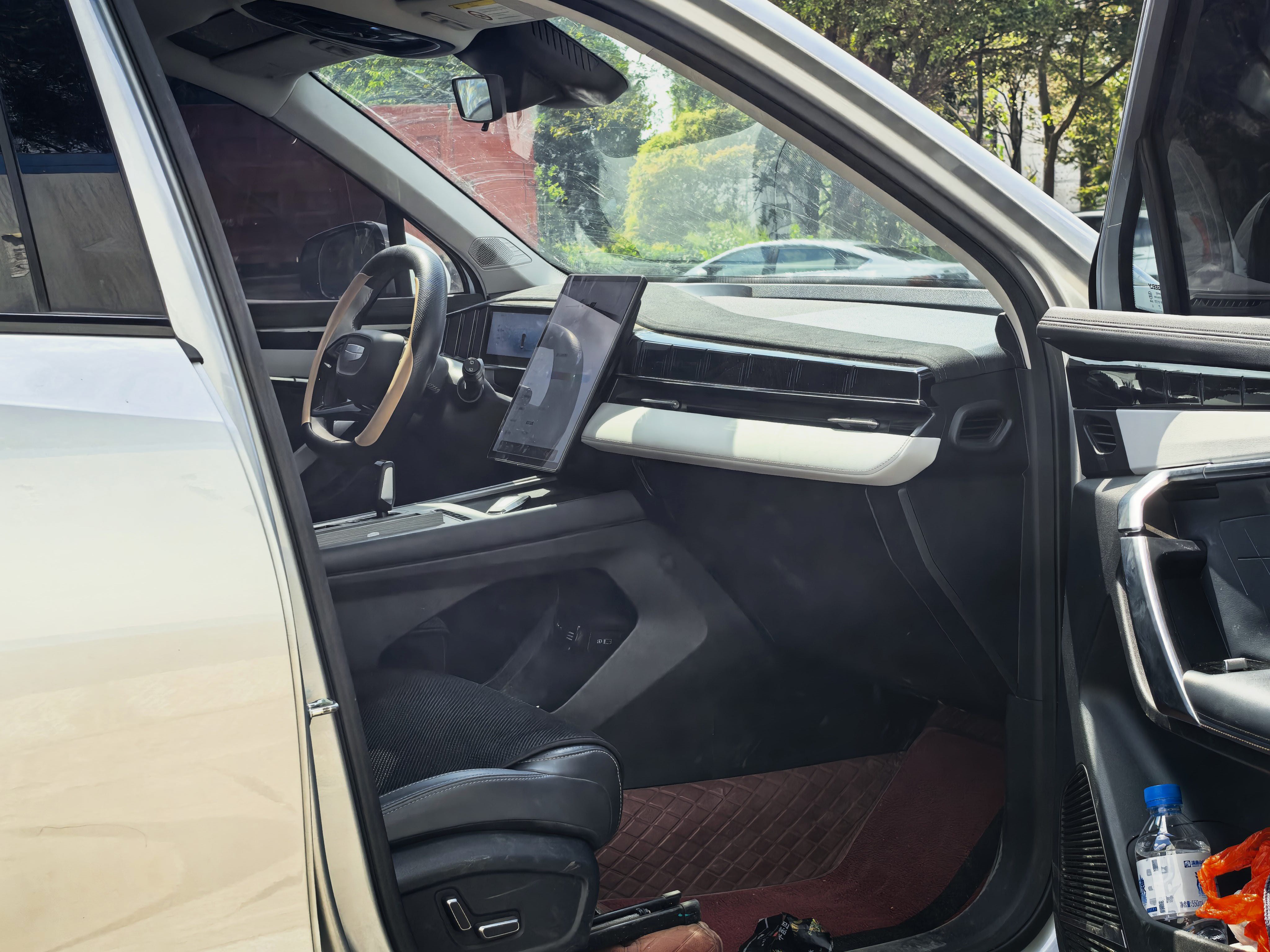 GEELY Boyue L 2025 imagen de coche #7