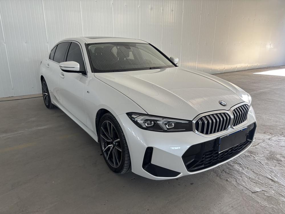 BMW 3 Series 2023 #3 BMW 3 Series 2023 immagine di auto #3