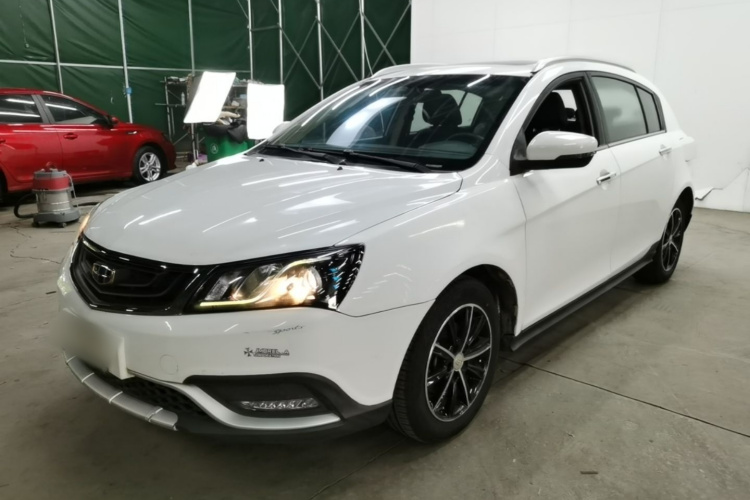 GEELY Emgrand 2017 #2 GEELY Emgrand 2017 car image #2