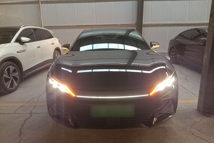 BYD Han 2024 car image #3