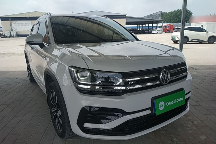 Volkswagen Tharu 2019 car image #4