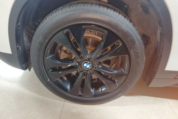 BMW X1 2019 #9 BMW X1 2019 صورة سيارة #9