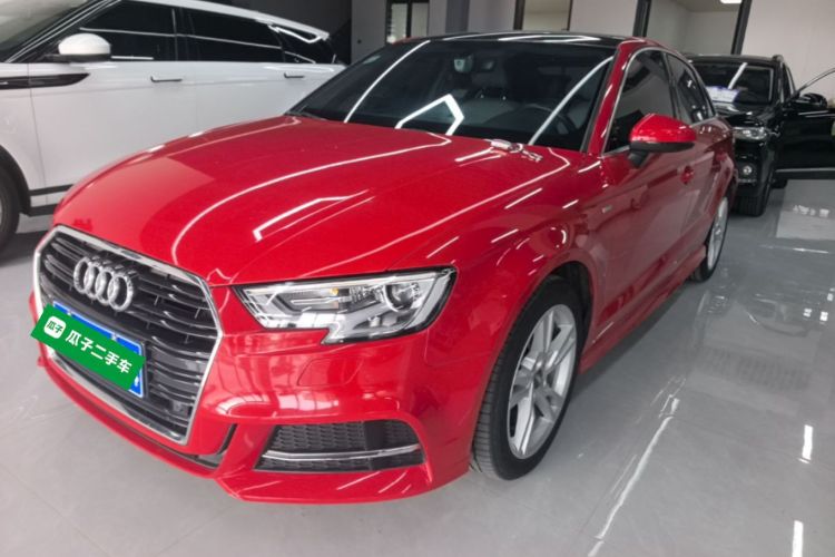 Audi A3 2018 car image #2