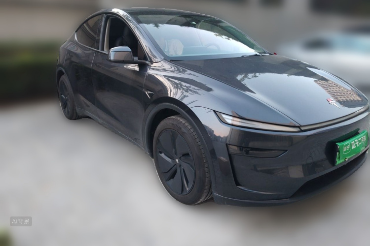 Tesla Model Y 2025 #4 Tesla Model Y 2025 car image #4