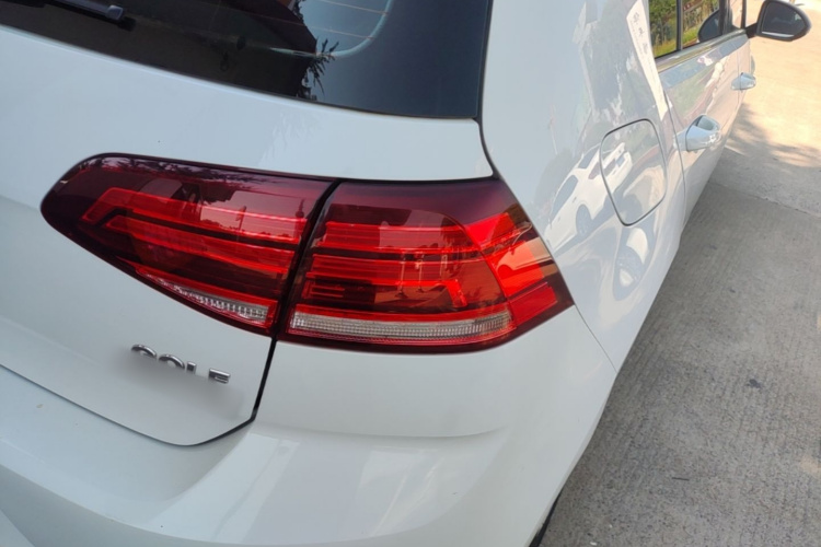 Volkswagen Golf 2018 #8 Volkswagen Golf 2018 car image #8