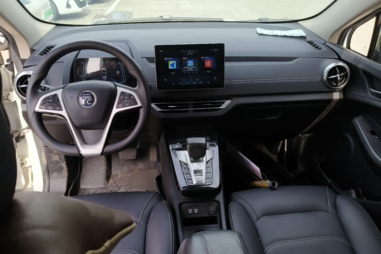 BYD Yuan New Energy 2019 imagem de carro #10