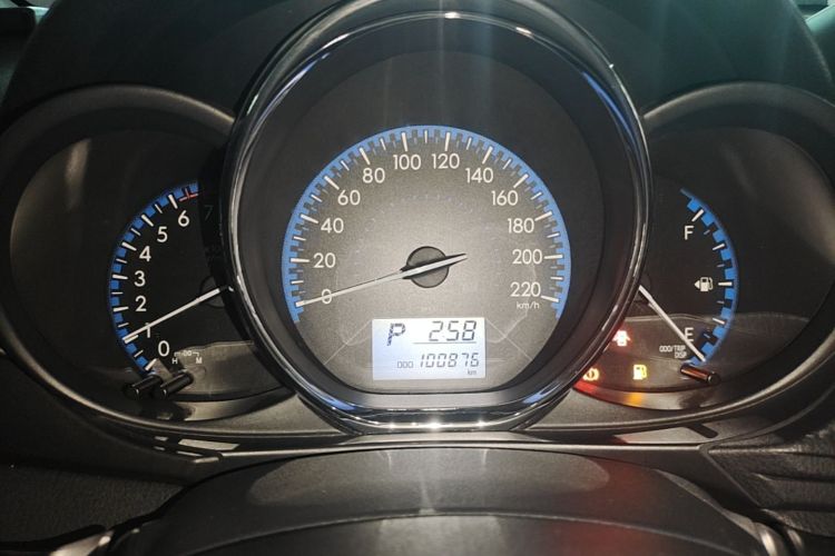 Toyota Vios 2017 #13 Toyota Vios 2017 car image #13