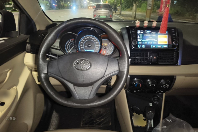 Toyota Vios 2015 car image #12
