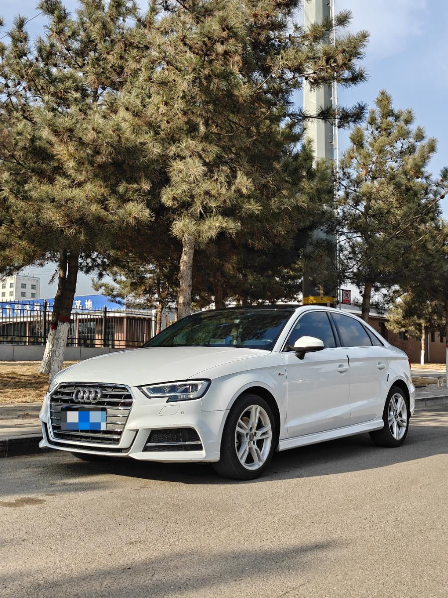 Audi A3 2020 car image #3