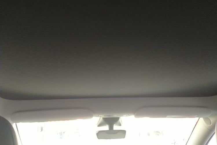 Tesla Model Y 2023 #18 Tesla Model Y 2023 car image #18