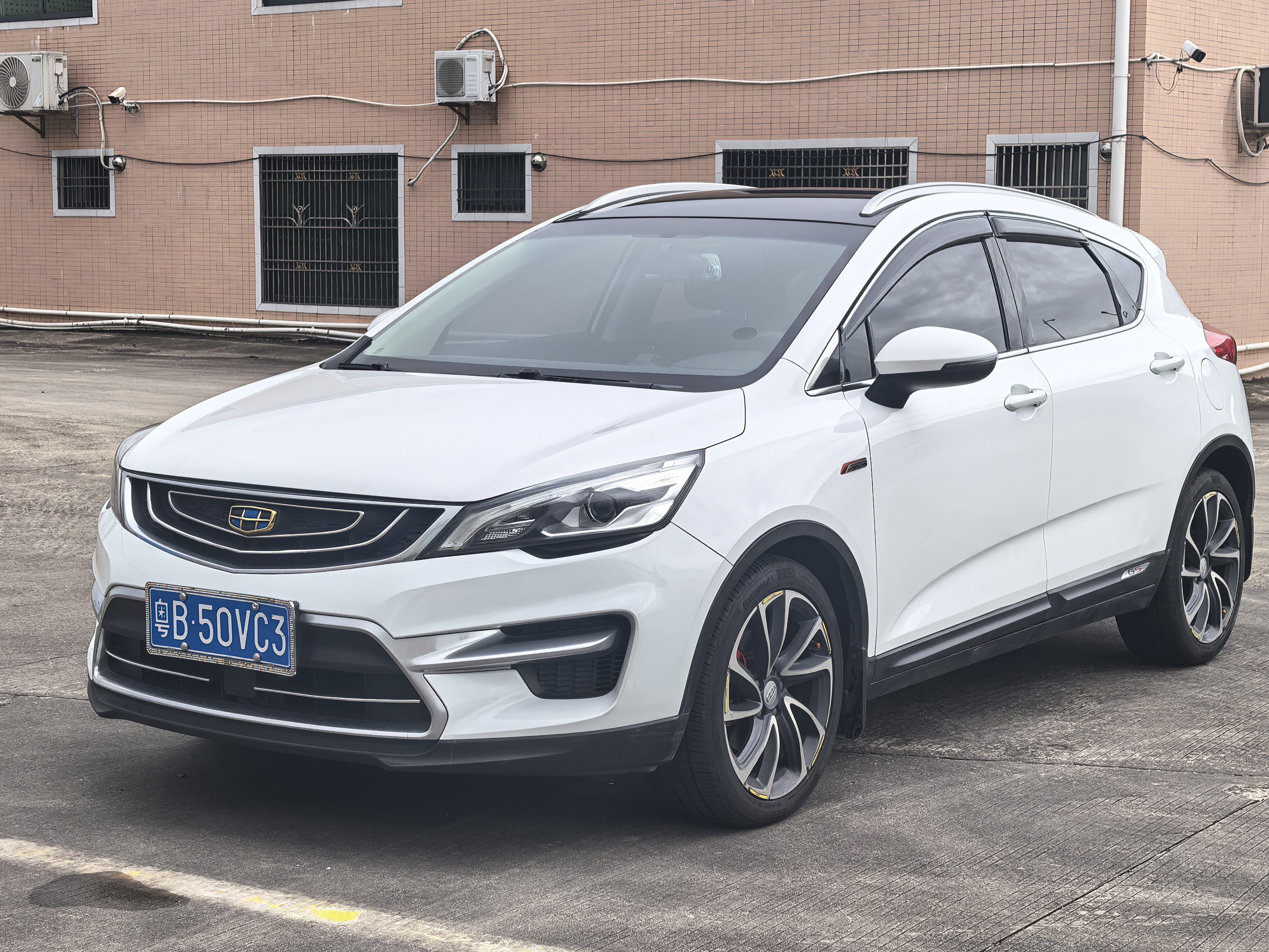 GEELY Emgrand GS 2017 GEELY Emgrand GS 2017 car image
