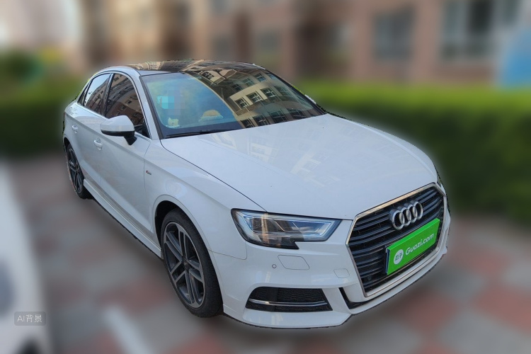 Audi A3 2019 car image #4
