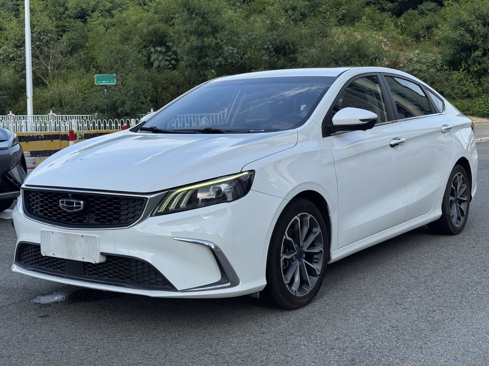 GEELY Binray 2021 GEELY Binray 2021 car image
