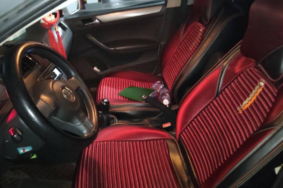 Volkswagen Santana 2015 car image #18
