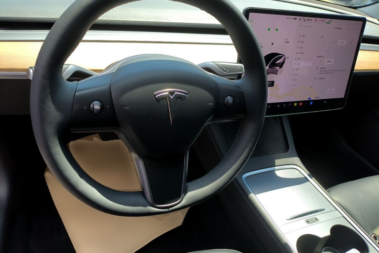 Tesla Model 3 2023 #11 Tesla Model 3 2023 car image #11