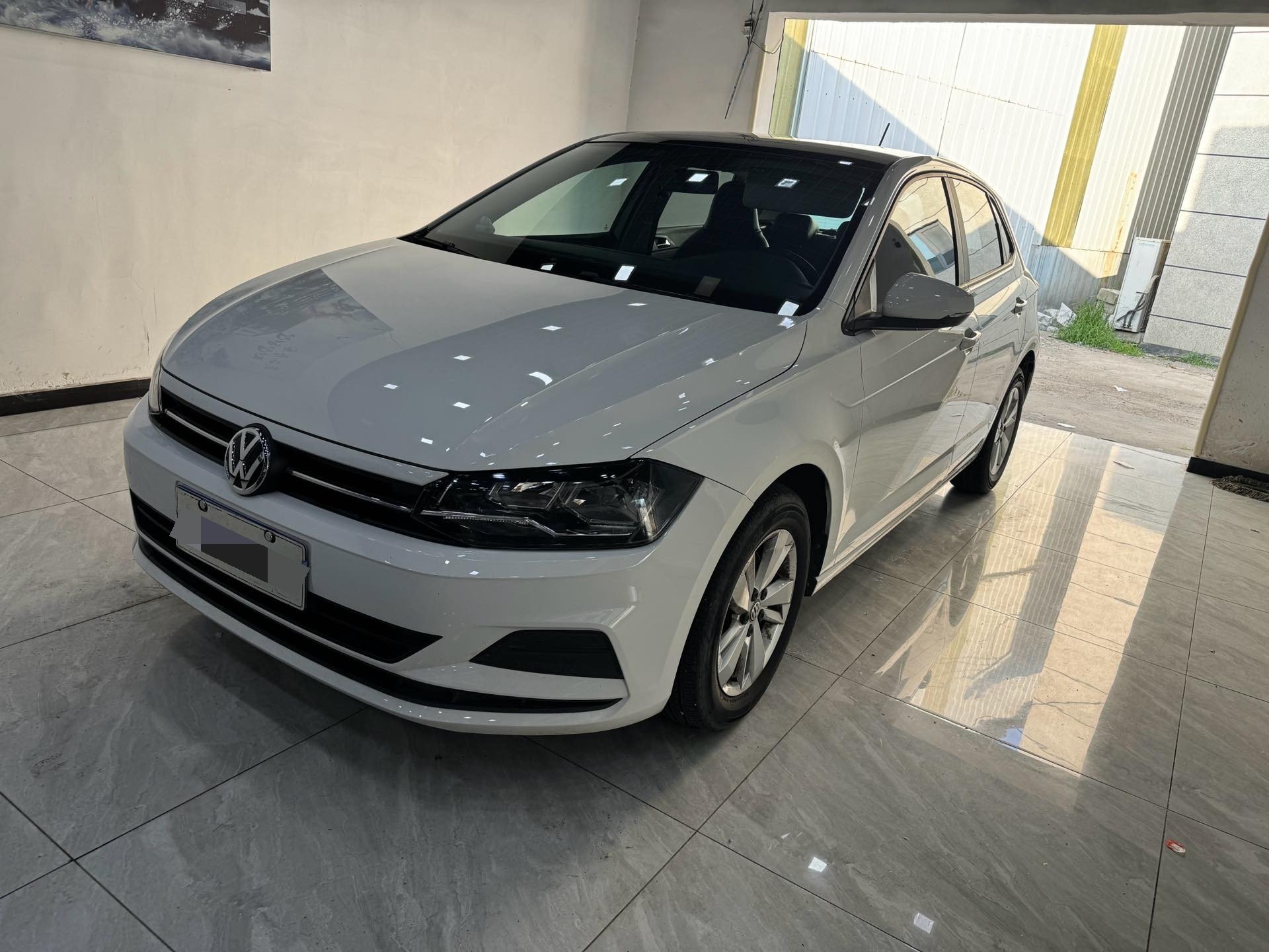 Volkswagen Polo 2021 Volkswagen Polo 2021 car image