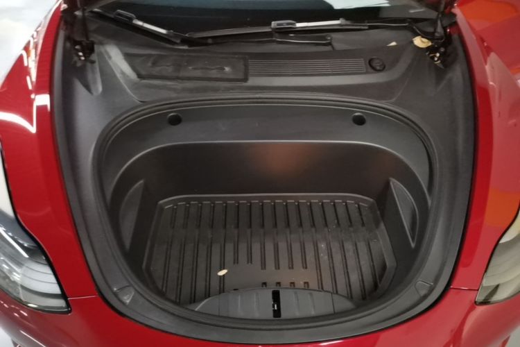 Tesla Model 3 2023 car image #20