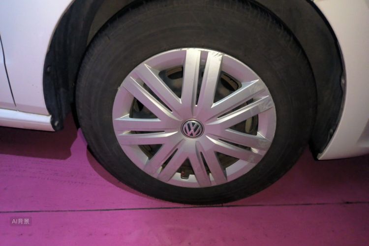 Volkswagen Polo 2017 car image #9