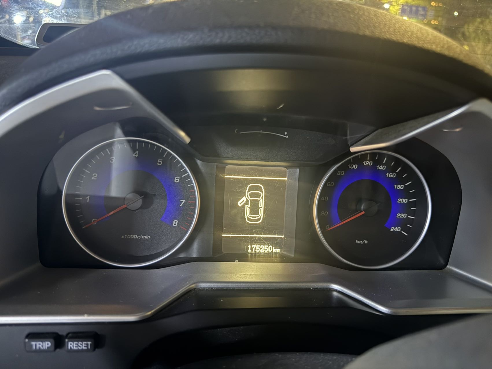 GEELY Emgrand 2015 #8 GEELY Emgrand 2015 immagine di auto #8