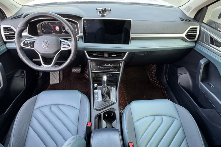 Volkswagen Tharu 2023 immagine di auto #10