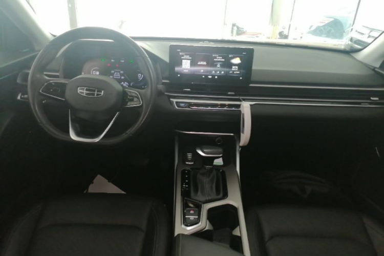 GEELY Emgrand 2022 #10 GEELY Emgrand 2022 car image #10
