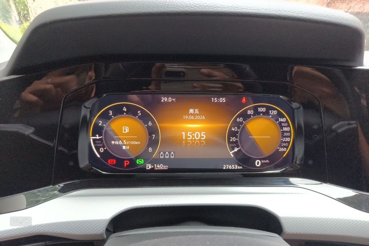 Volkswagen Golf 2022 car image #13