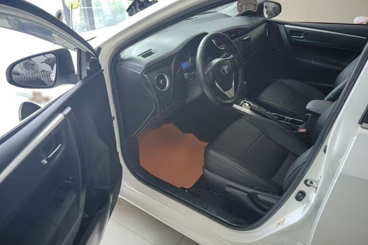 Toyota Corolla 2018 #15 Toyota Corolla 2018 car image #15