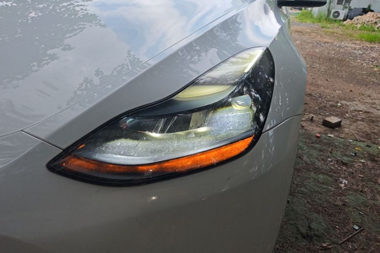 Tesla Model Y 2022 #23 Tesla Model Y 2022 car image #23