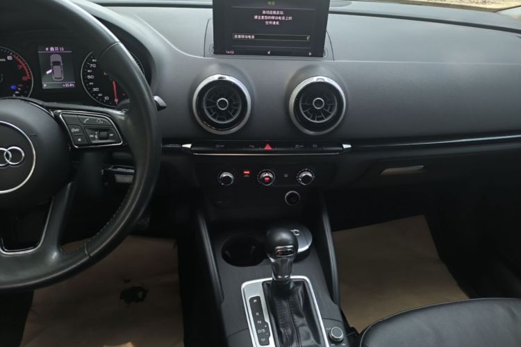 Audi A3 2020 car image #17