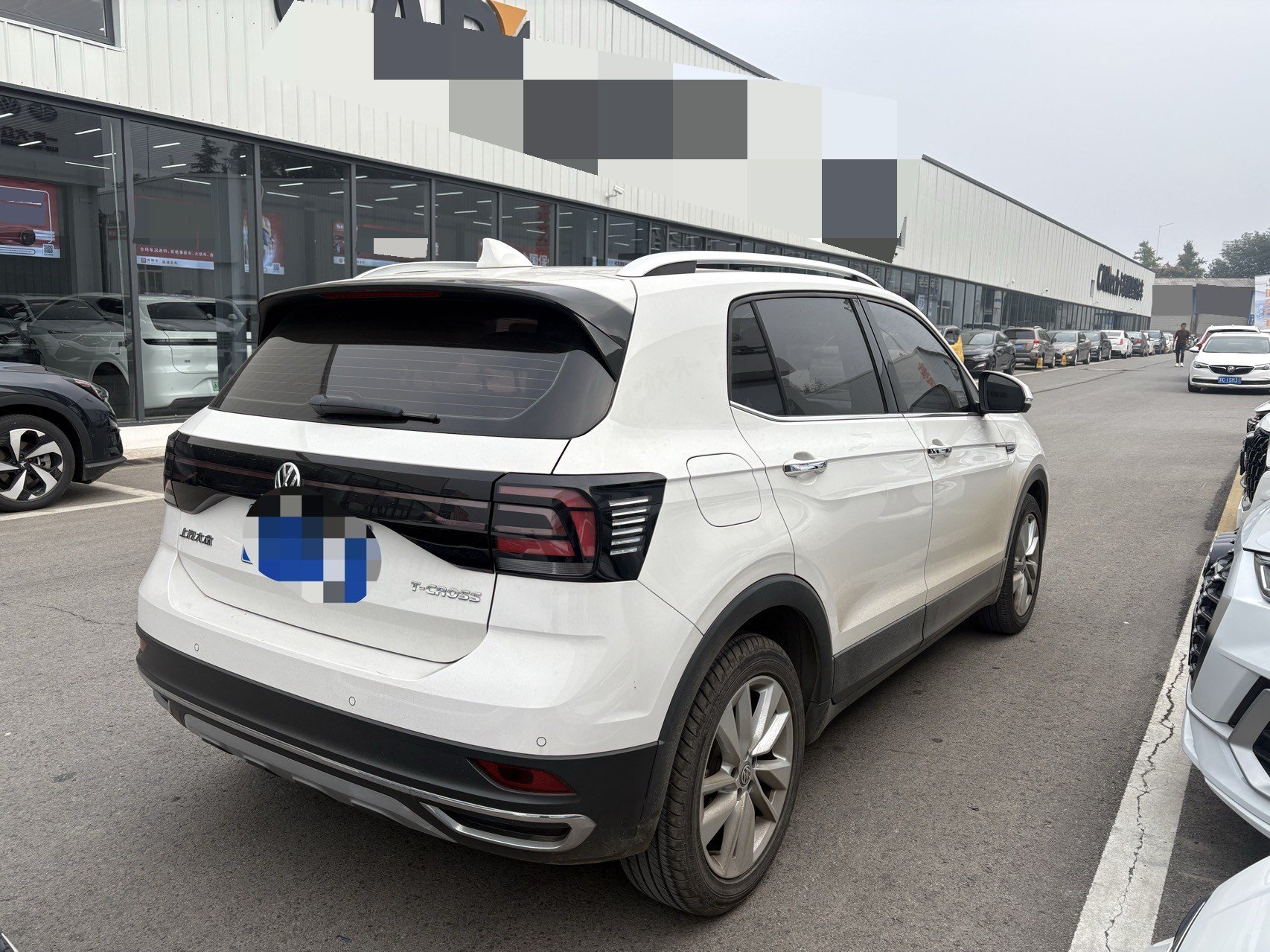 Volkswagen T-Cross 2020 #4 Volkswagen T-Cross 2020 car image #4