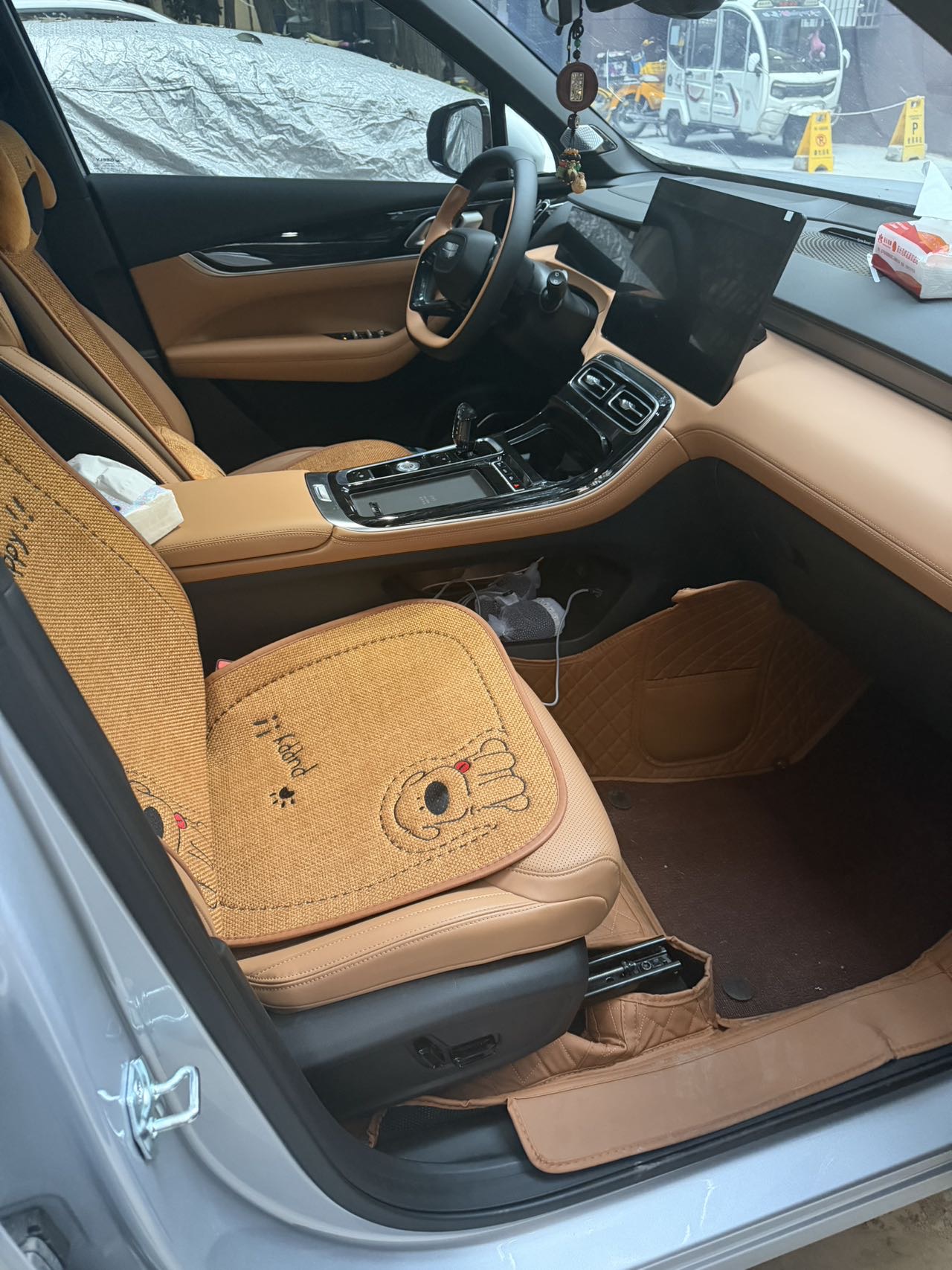 GEELY Boyue L 2026 car image #4