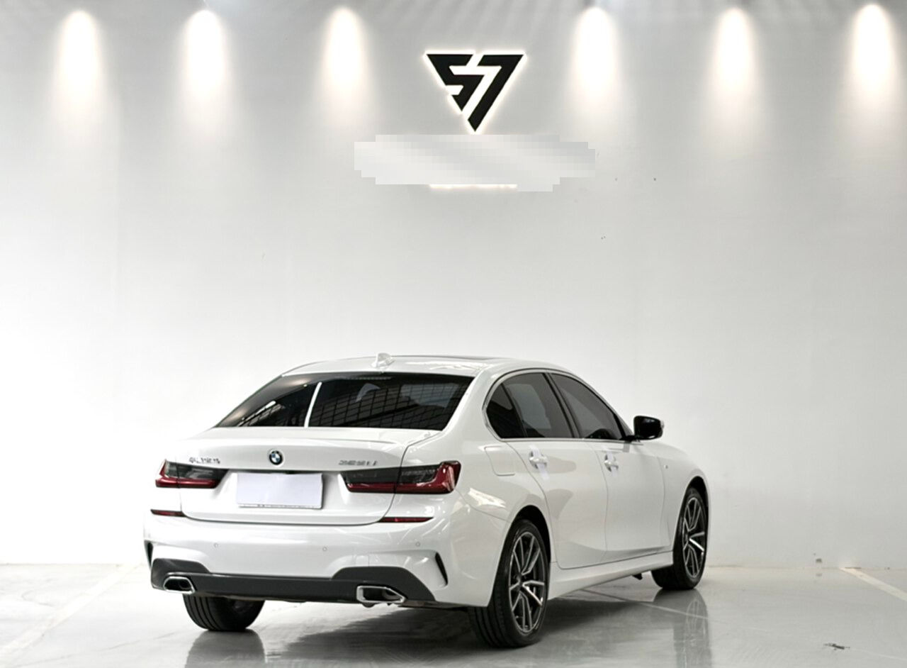 BMW 3 Series 2021 #8 BMW 3 Series 2021 car image #8