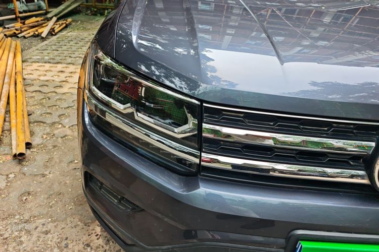 Volkswagen Tharu 2023 car image #8