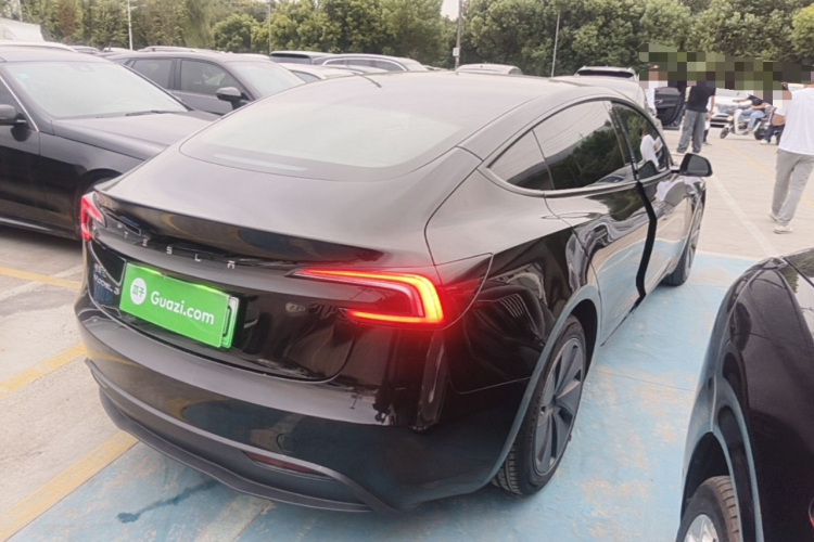 Tesla Model 3 2024 #5 Tesla Model 3 2024 car image #5
