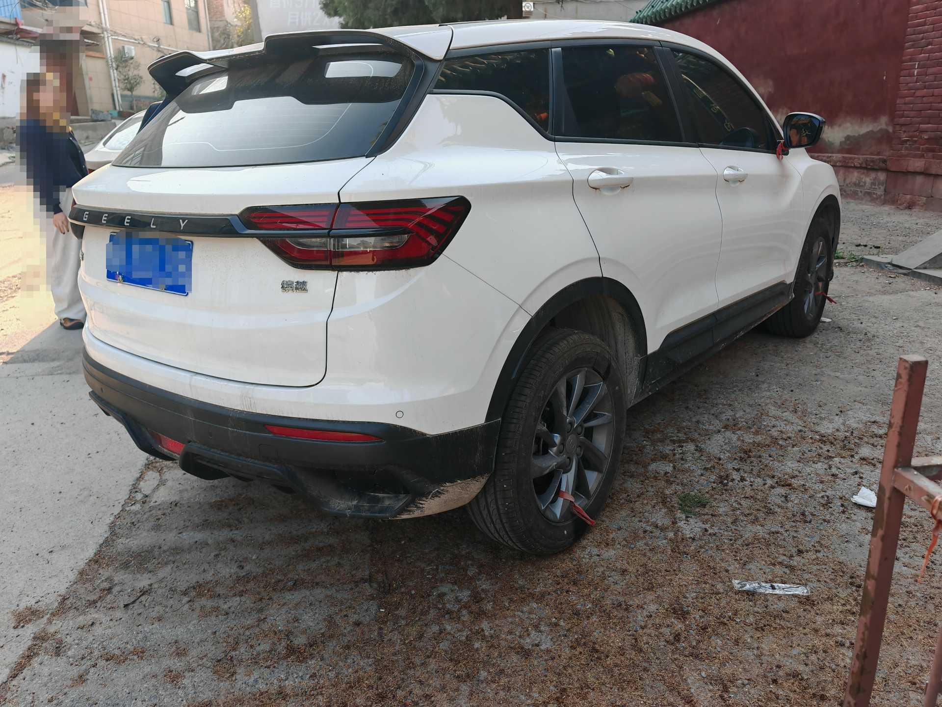 GEELY Coolray 2026 car image #2