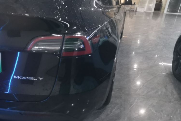 Tesla Model Y 2022 #8 Tesla Model Y 2022 immagine di auto #8