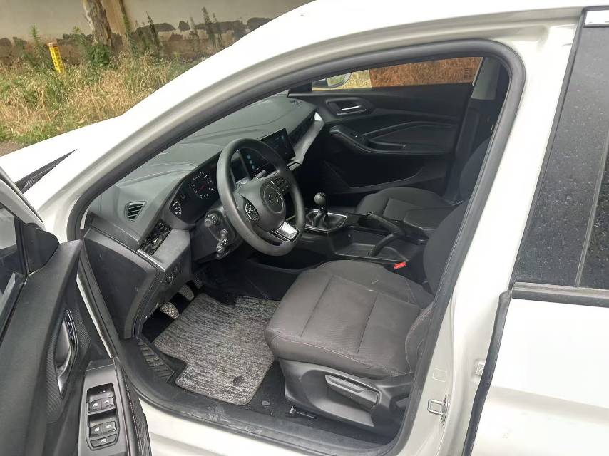 MG 5 2023 #8 MG 5 2023 car image #8