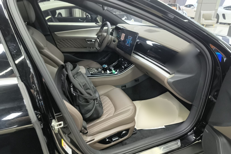 BYD Han 2022 car image #24