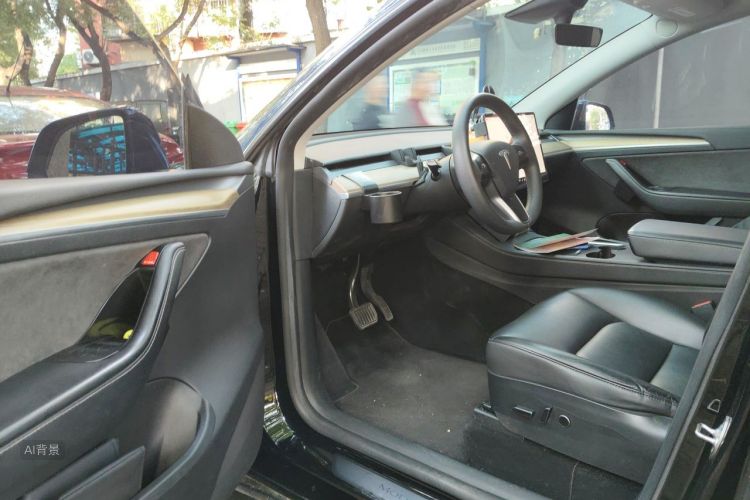Tesla Model Y 2022 #18 Tesla Model Y 2022 car image #18