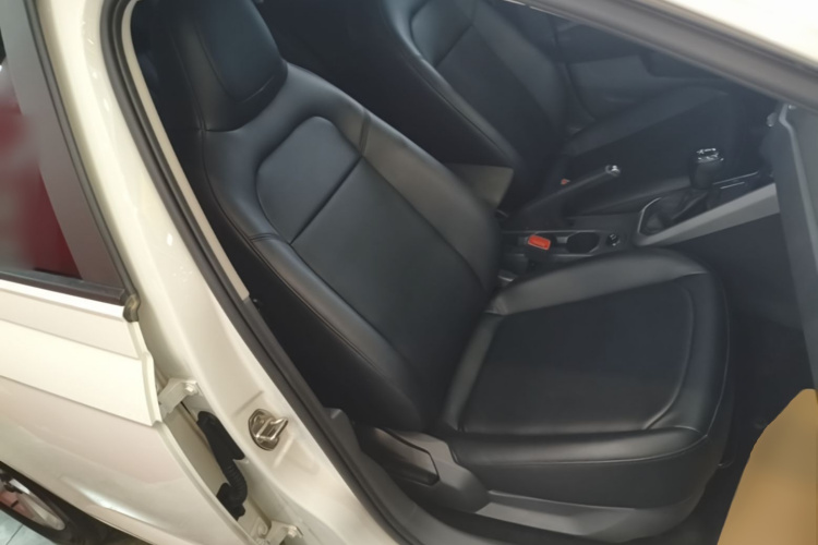 Volkswagen Polo 2021 car image #24